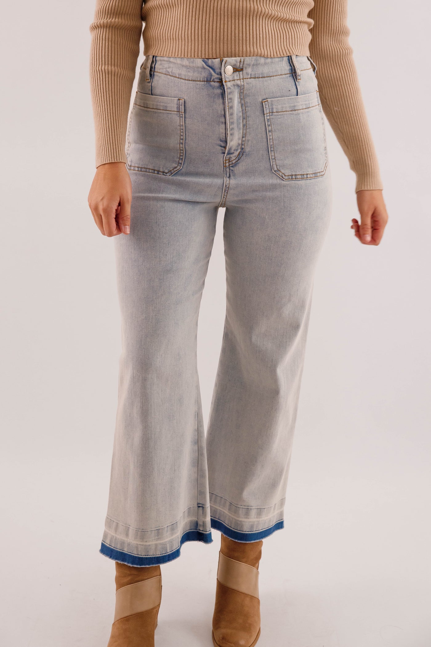 Wide Leg Light Wash Denim- Women's Raw Hem Jeans- Trendy Style Jeans