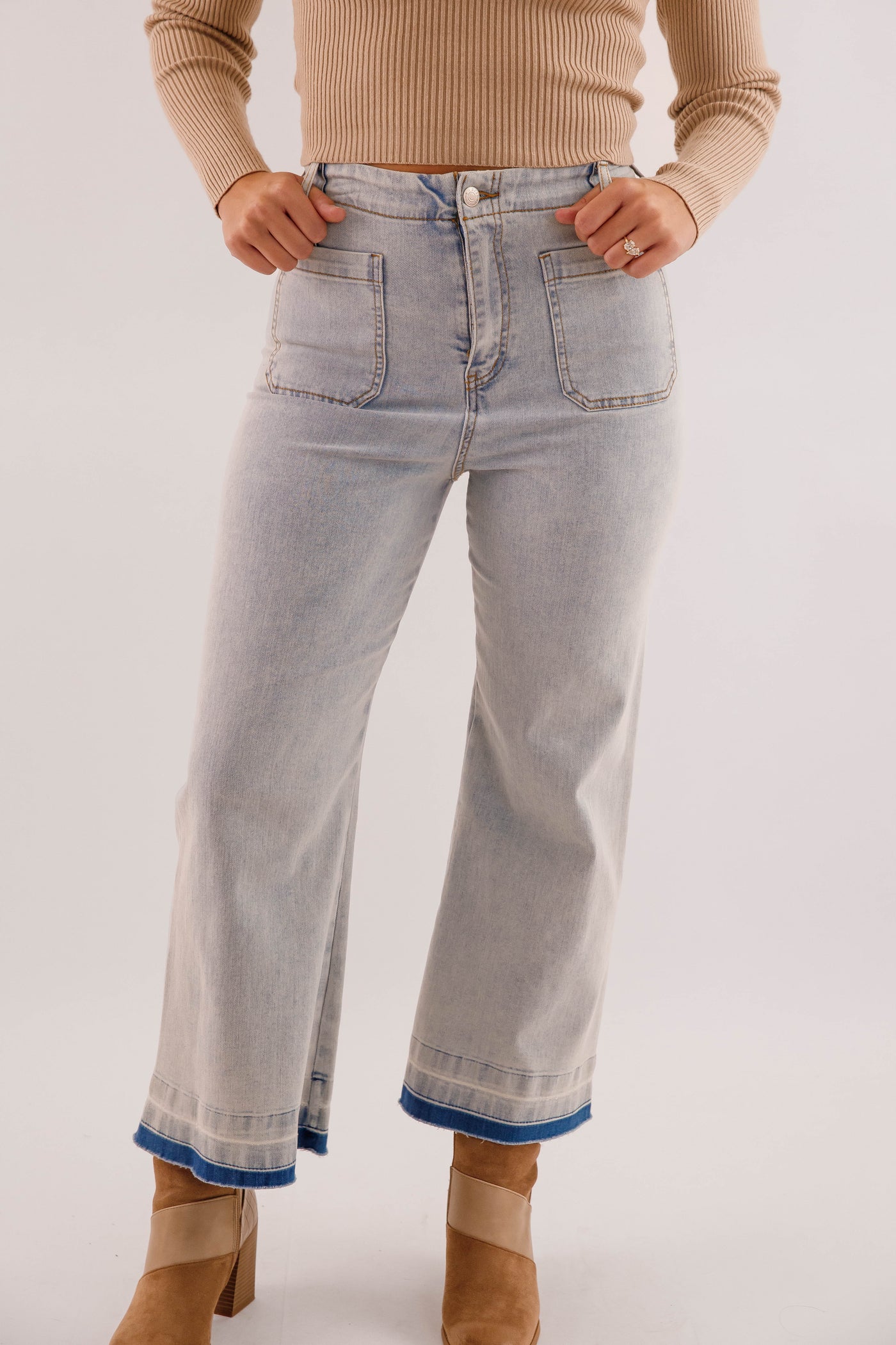 Wide Leg Light Wash Denim- Women's Raw Hem Jeans- Trendy Style Jeans