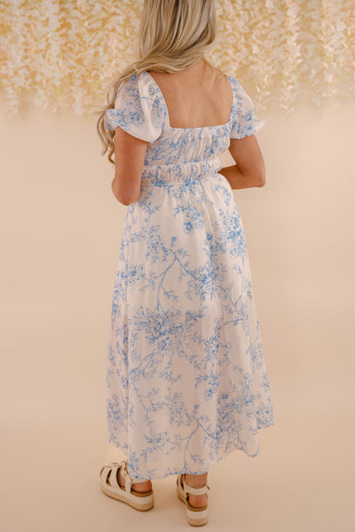 Women's Blue and White Floral Print Dress- Costal Grandmother Style