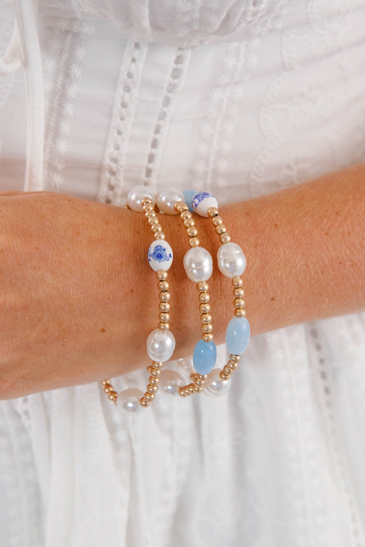 Blue and White Stretchy Pearl Bracelet Set